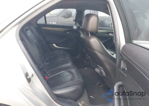 2009 Cadillac Cts Standard z USA, uszkodzony, nr VIN 1G6DF577790173448